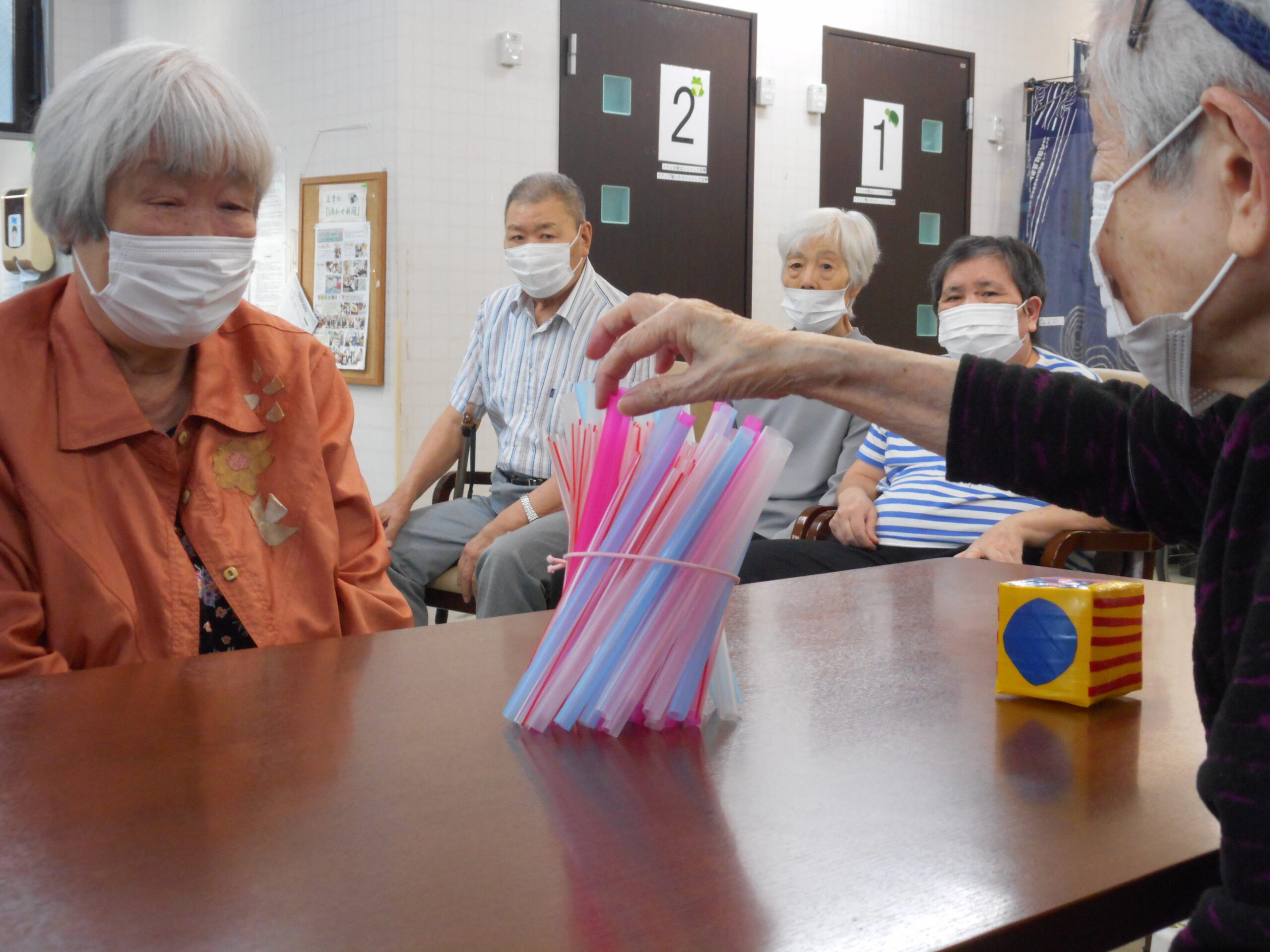 『新ゲーム！抜きぬきストロー🍷』デイサービス五幸亀七通り🐢 | 株式会社五幸トータルサービス