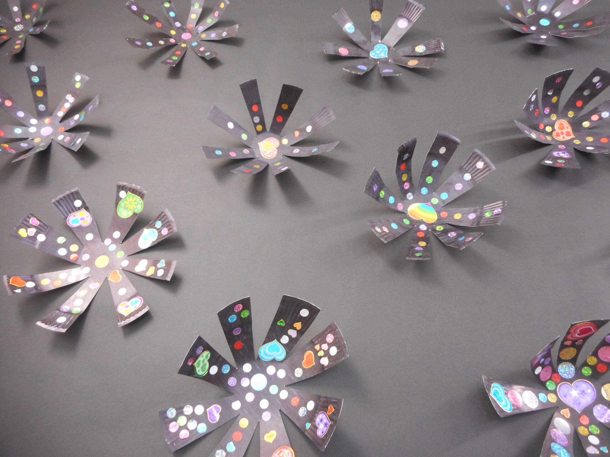 花火壁画制作 デイサービス五幸亀七通り 株式会社五幸トータルサービス